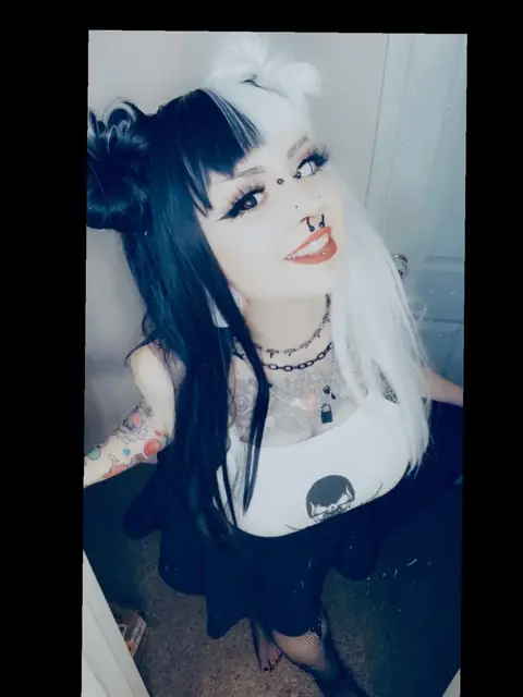 Emmamaybyte on OnlyFans