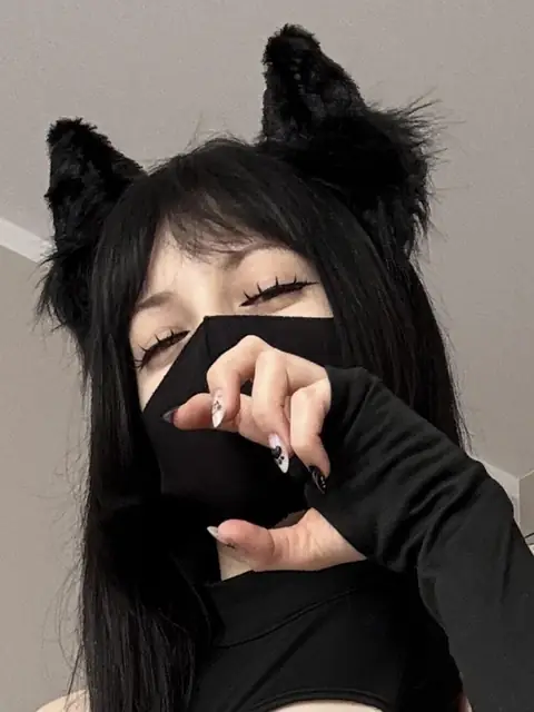 BrattyLuna OnlyFans profile