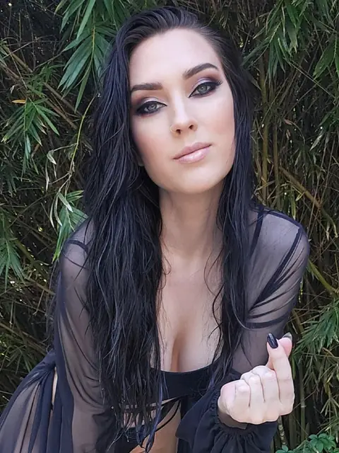 Jenifer Ann VIP on OnlyFans