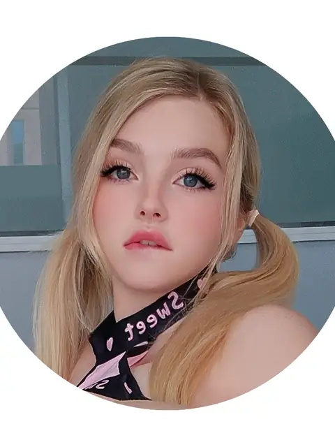 Evie Lee Mikomin Free on OnlyFans