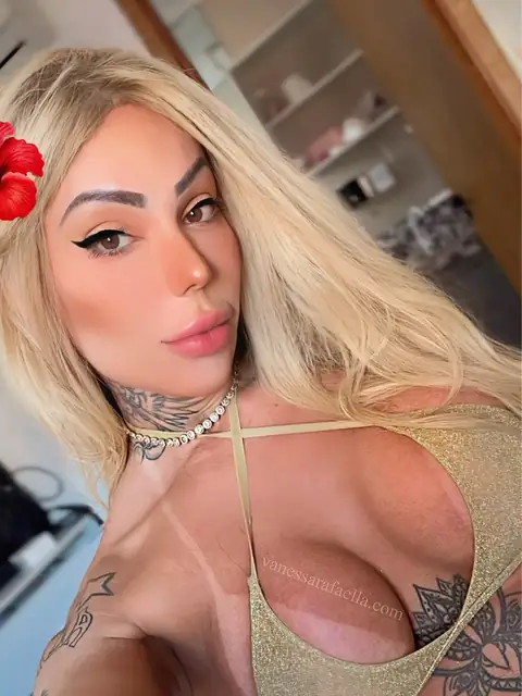 Hi! I m Rafaella Lima, nice to meet u on OnlyFans