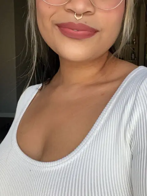 ellie on OnlyFans