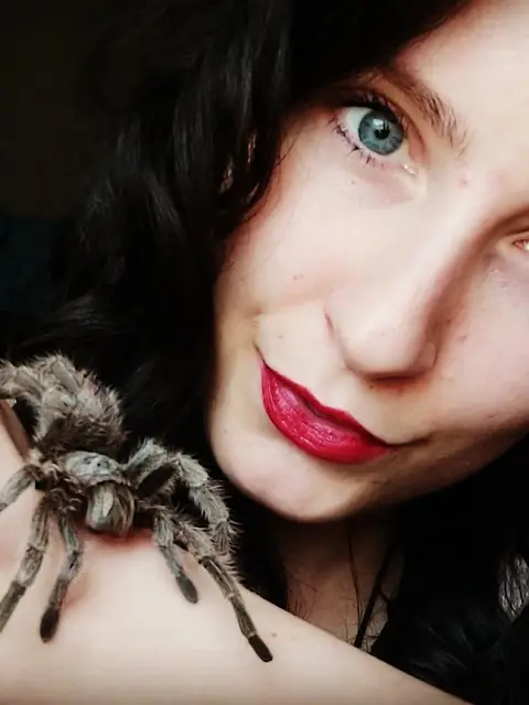 Ellediabla on OnlyFans