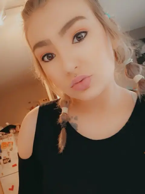 Amiee OnlyFans profile