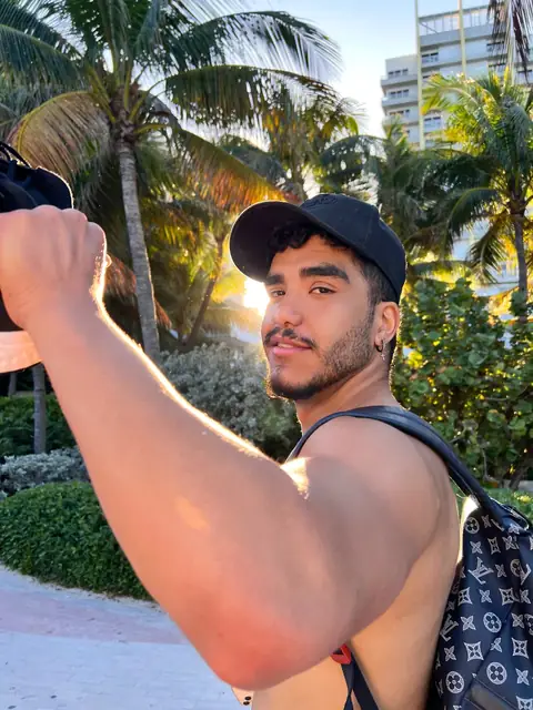 Henrique Beckers on OnlyFans