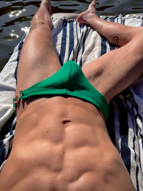 classic twink on OnlyFans