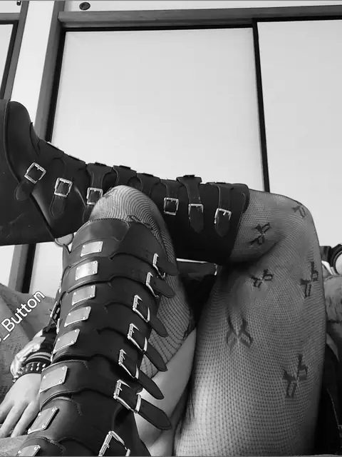 Coffee_buttonVIP OnlyFans profile