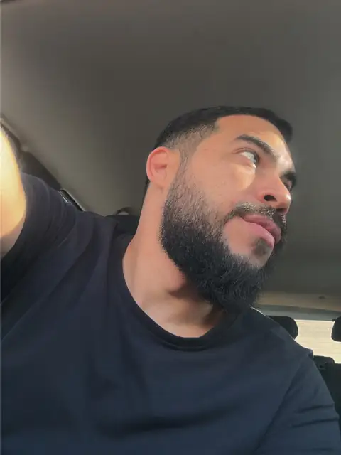 Robson Correa on OnlyFans