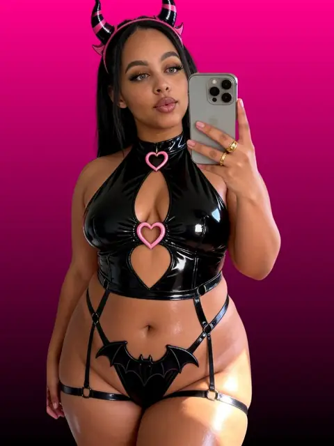 zelori ^ ^ OnlyFans profile