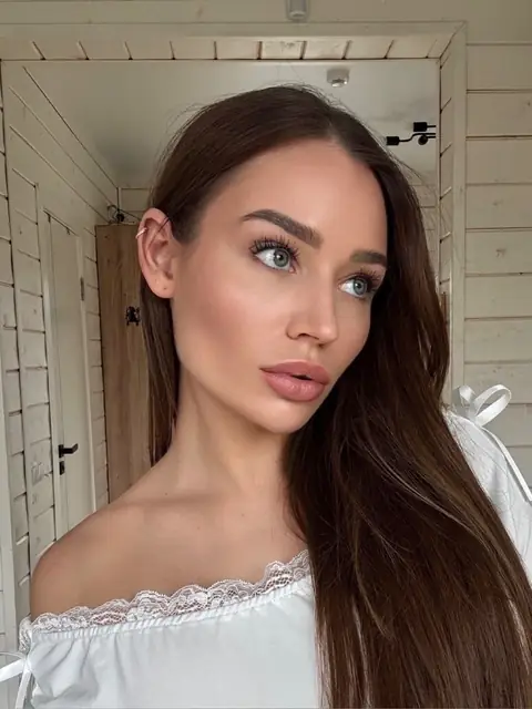 Ema Novak OnlyFans profile
