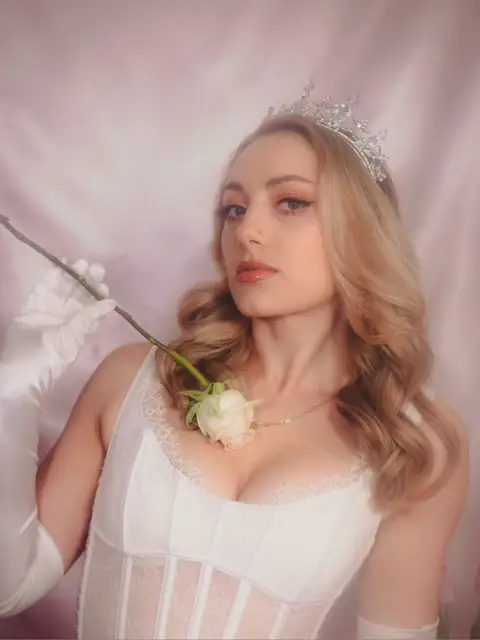 Mistress Ava OnlyFans profile