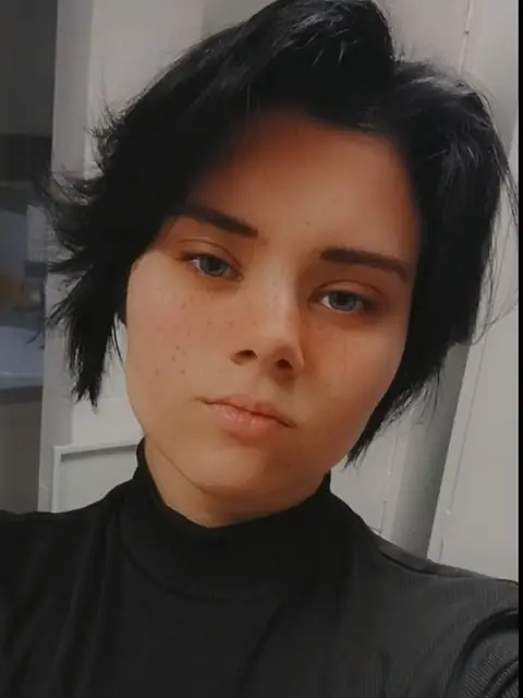 Hana Emily Evinghade on OnlyFans