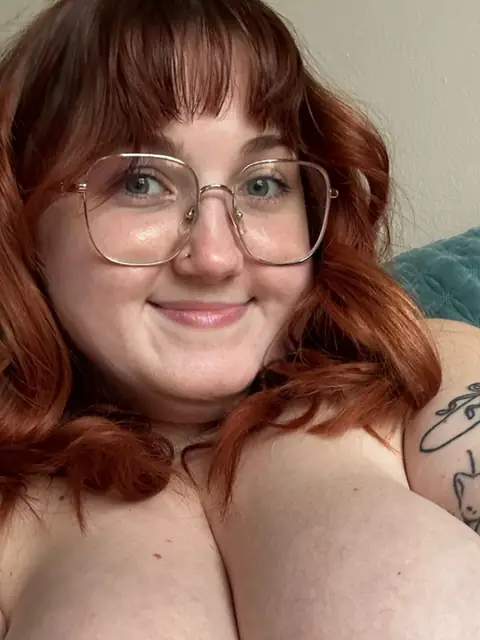 Fae Valentine on OnlyFans