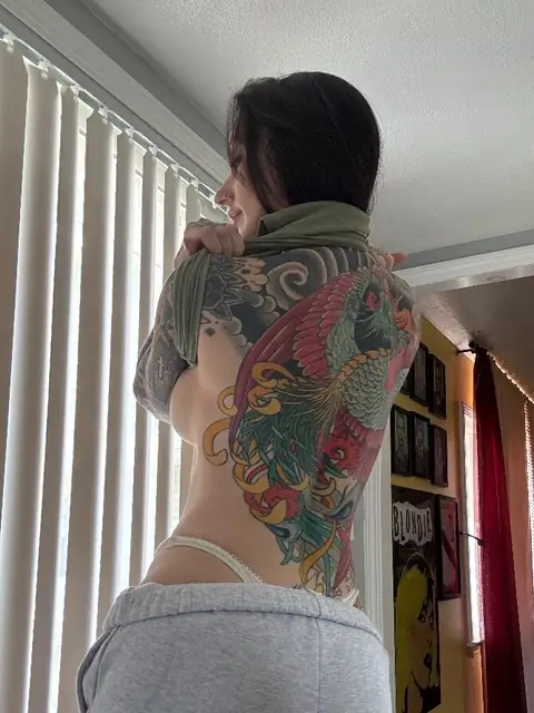 Scarlet on OnlyFans