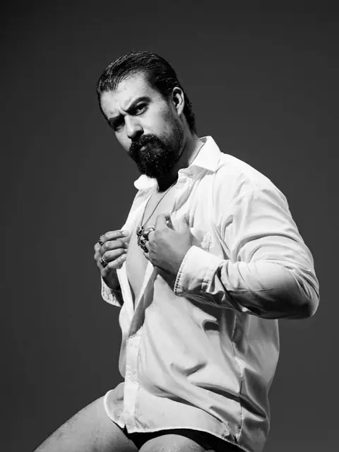 Sa l Delgado on OnlyFans