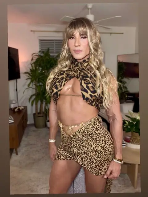 Klaudia Lewis on OnlyFans
