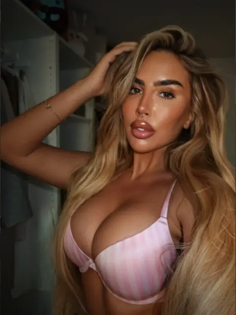 Arabella Lajares on OnlyFans