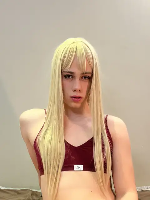 Baby Eva's VIP on OnlyFans