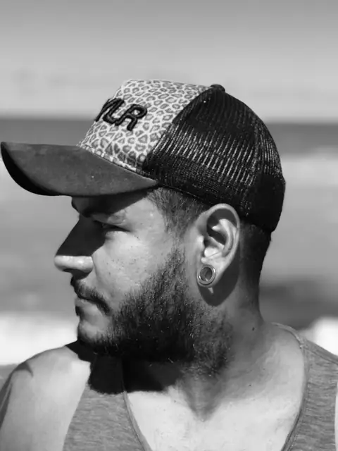 Leo Amoriim on OnlyFans