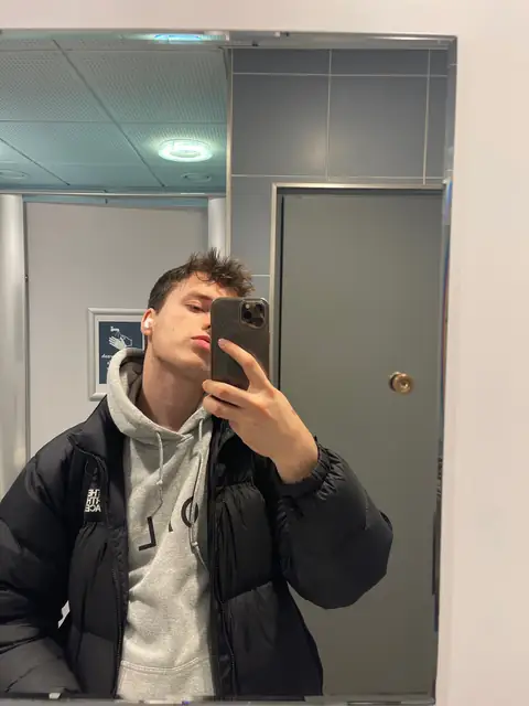 ollie on OnlyFans