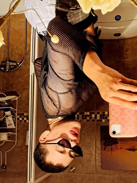 Magnetic on OnlyFans