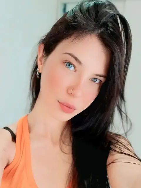 Liv Rise on OnlyFans