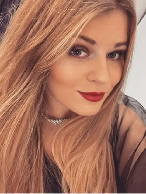 Rheiaa on OnlyFans