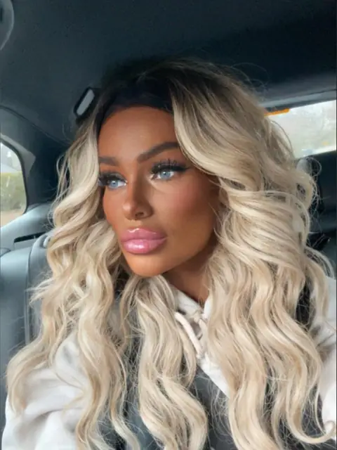 Olivia louise OnlyFans profile