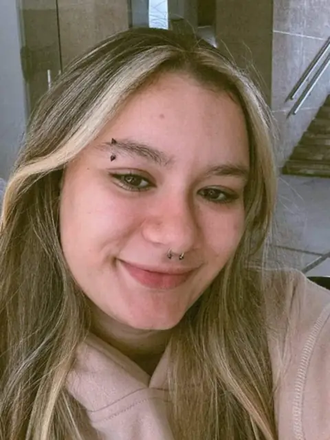 Elara on OnlyFans