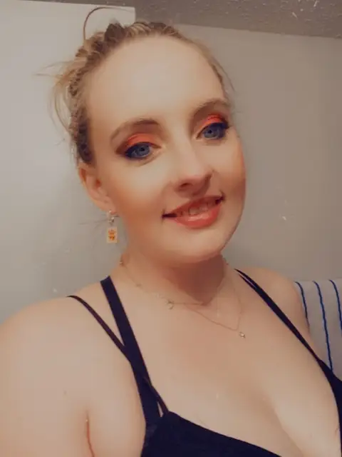 lilly bloom / celeste on OnlyFans