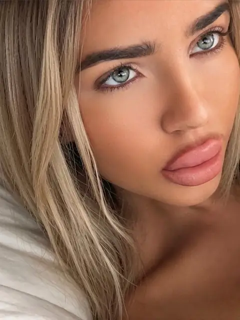 La Liella on OnlyFans