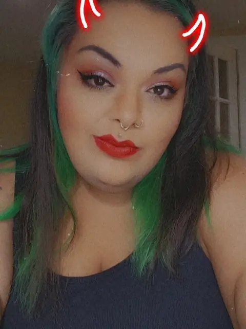 Juniper_Moans OnlyFans profile