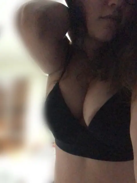 Lili luv on OnlyFans
