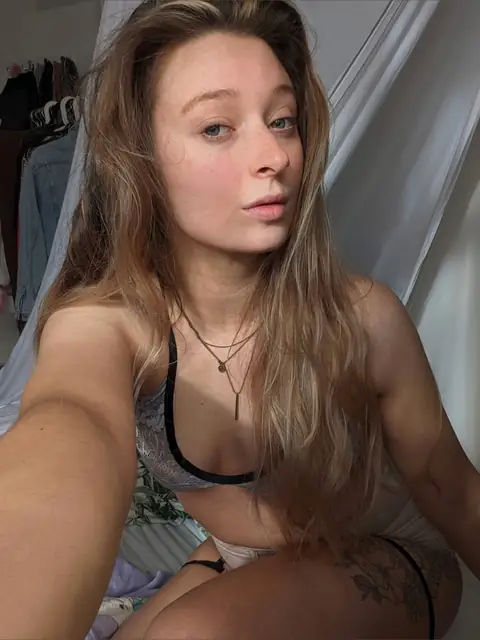 Hazey on OnlyFans