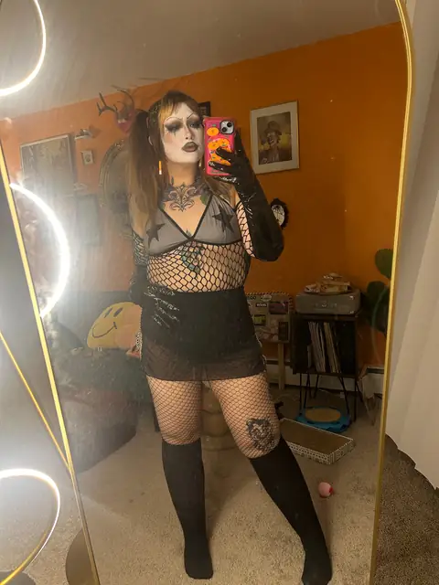 Lil Devil <333 on OnlyFans