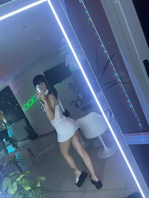 Mila OnlyFans profile