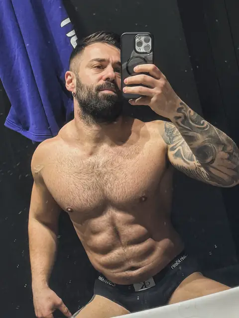MR EFFORT on OnlyFans