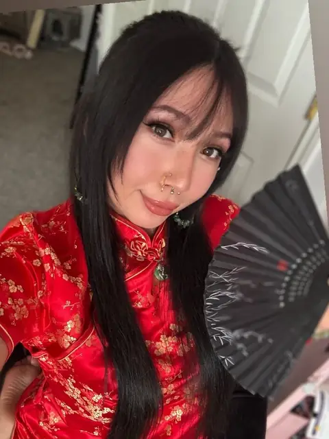 Nina OnlyFans profile