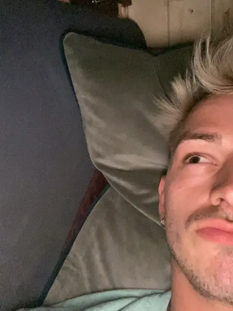 Hungsailorboy on OnlyFans
