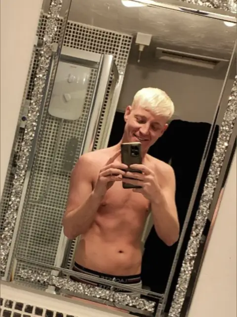 Irish James on OnlyFans