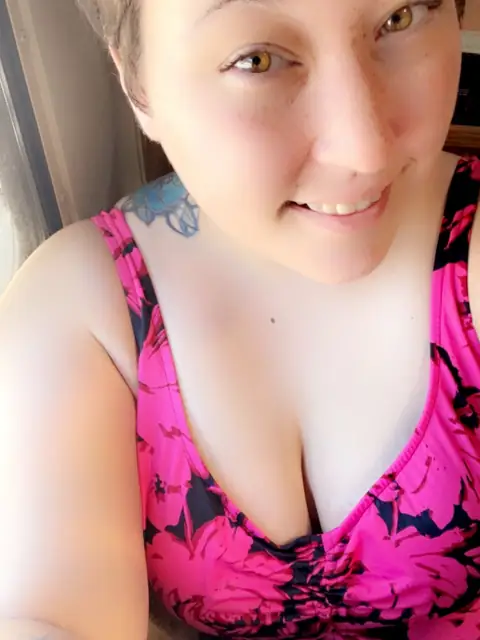 AllyPie on OnlyFans