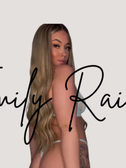 Emily Rain VIP on OnlyFans