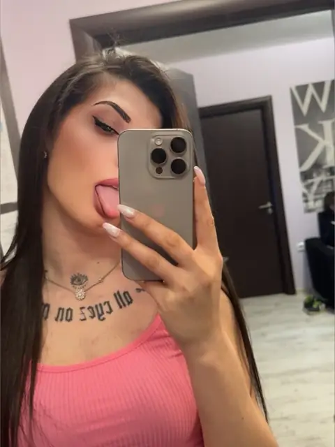Amara on OnlyFans