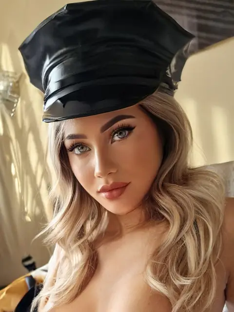 Goddess Yasmin on OnlyFans