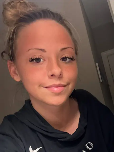 Mia on OnlyFans