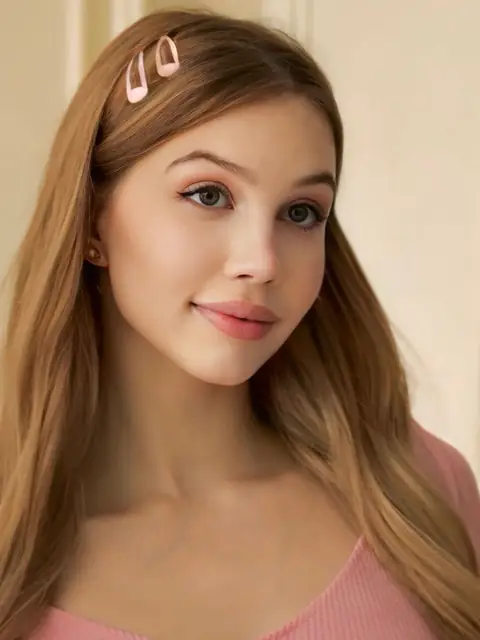 Tiny Molly on OnlyFans