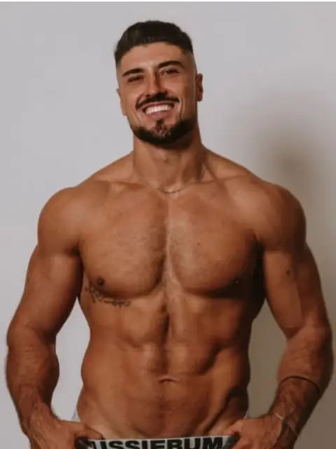 Miguel Guerrero OnlyFans profile
