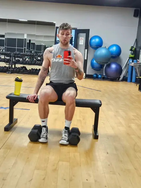 L on OnlyFans
