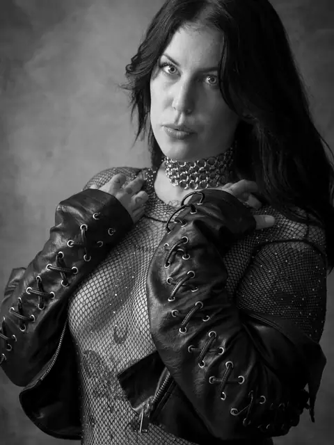 Sabrina Chains OnlyFans profile