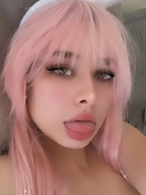 Ellana free OF on OnlyFans
